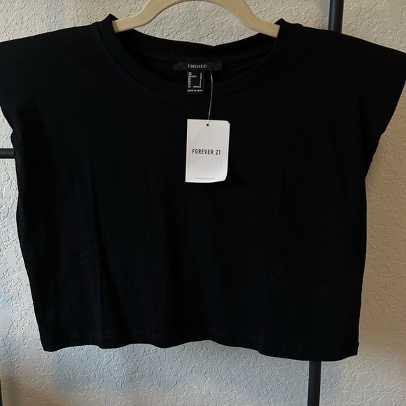 Boxy crop tshirt - Picture 2 of 4